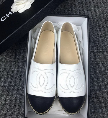 CHANEL Loafers Women--047